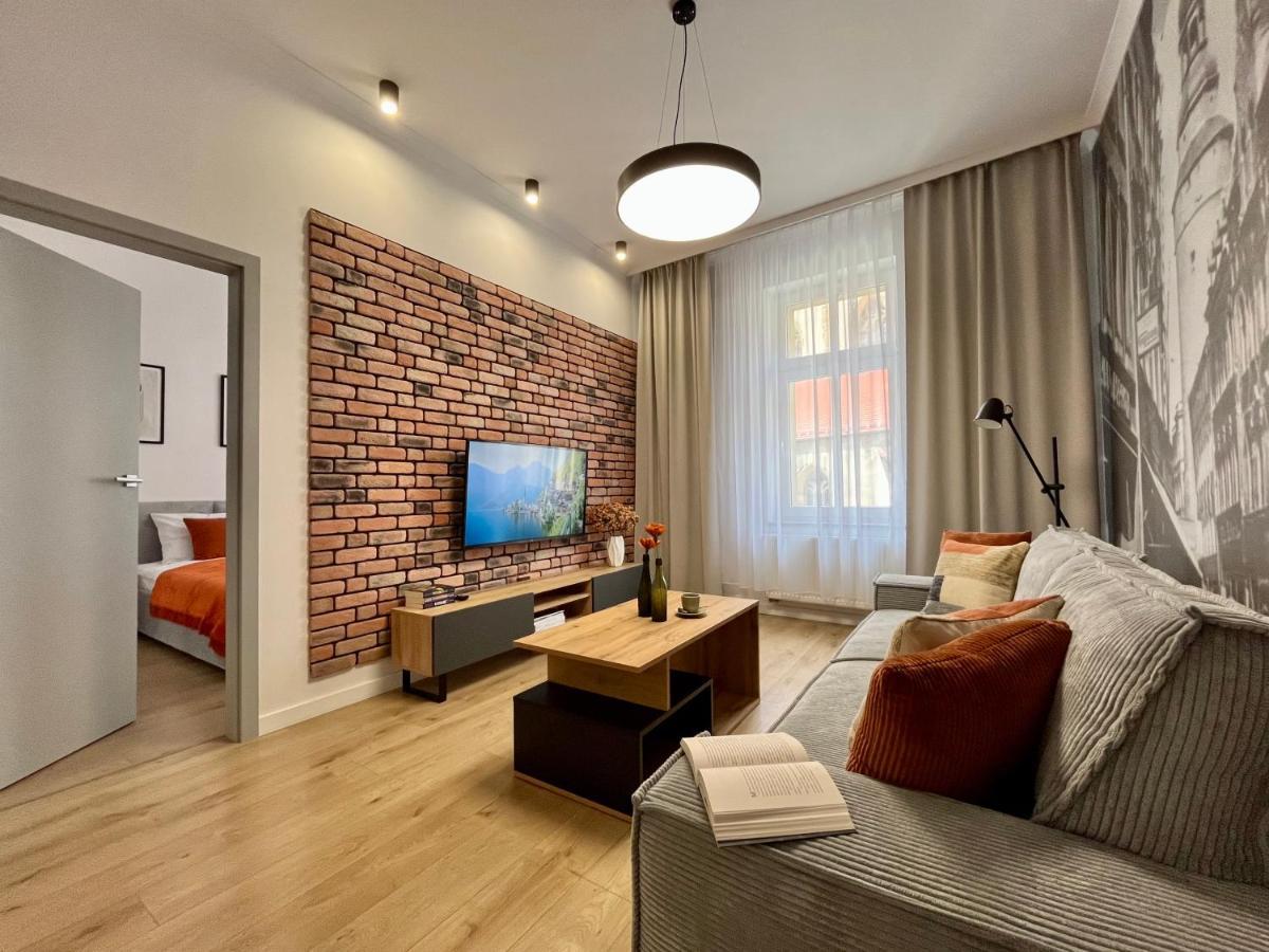 Luna Apartments Jelenia Góra Exteriör bild